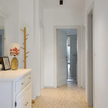 Eleonora Mare Apartman