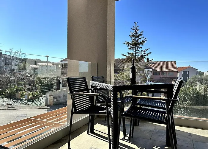 Apartment Eleonora Mare Pula